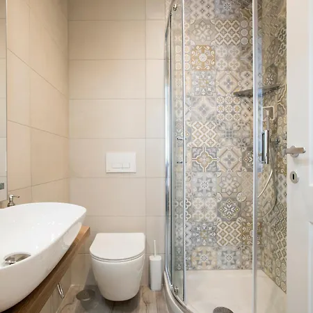 דירה Domus White