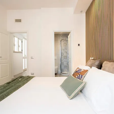 Domus White דירה *