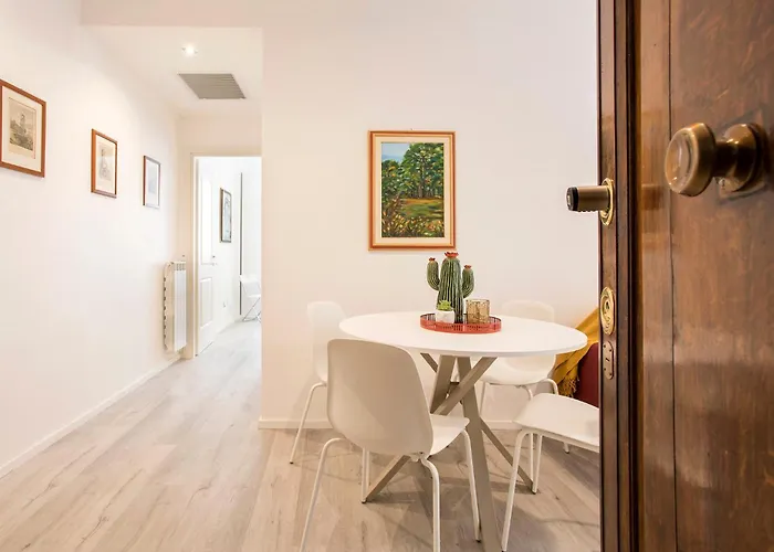 Domus White Apartamento *