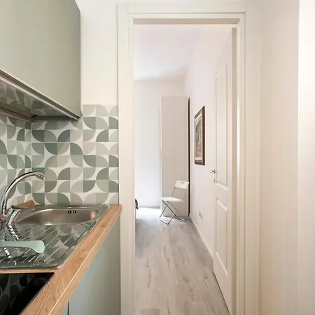 Apartment Domus White *